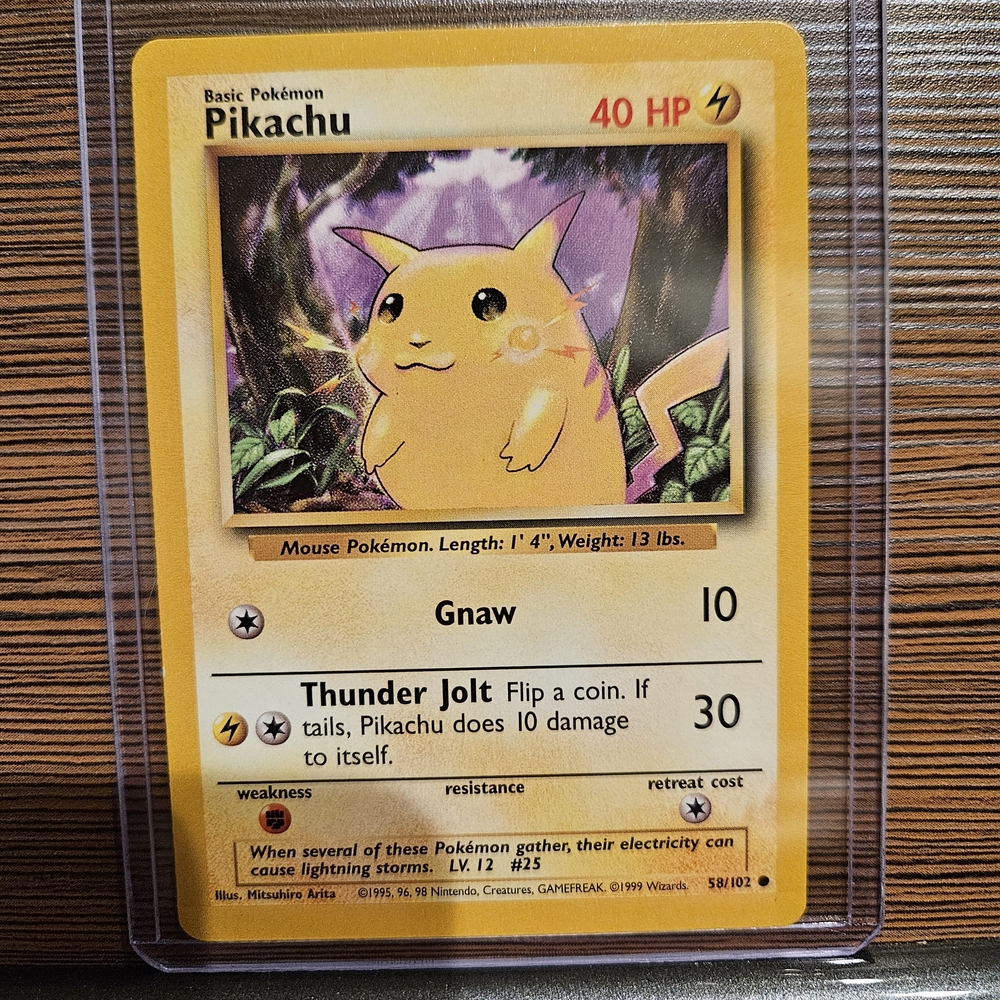 Pokemon Pikachu 58/102 Base Set Trading Card